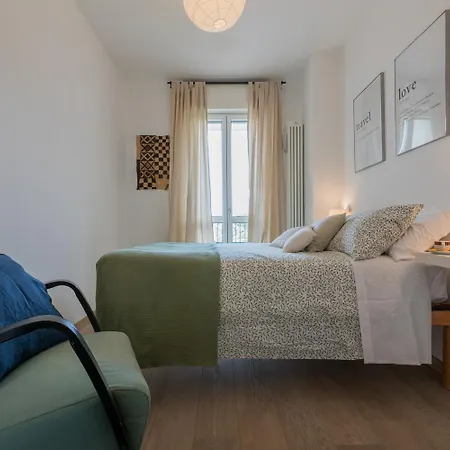 Babaal, Con Terrazza Apartment